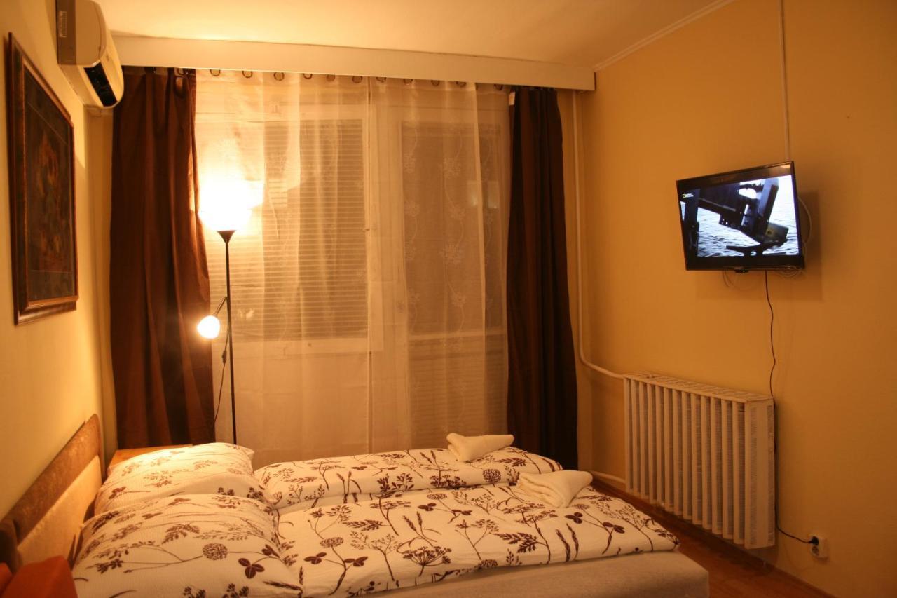 Víctor Hugo Central Apartment Budapešť Exteriér fotografie